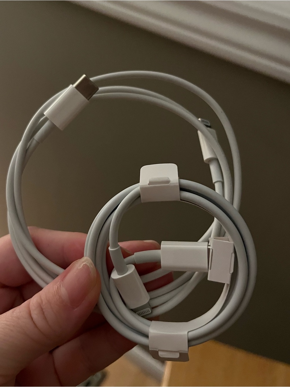 NWT 2 Genuine Apple USB-C to Lightning Phone Charge Cables (1m)